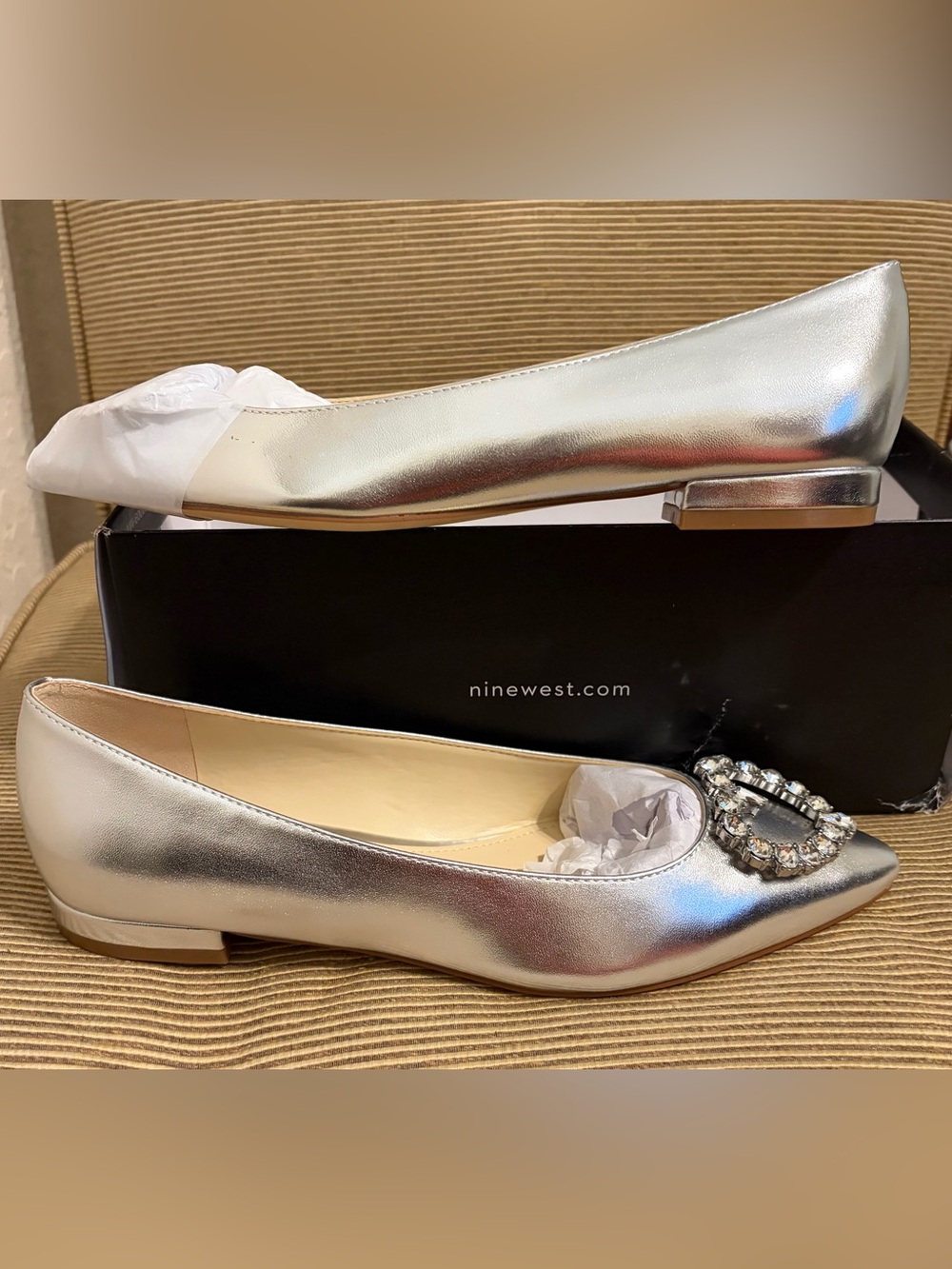 NWT Nine West Women’s Hearts 3 Pointy Toe Flats in Silver - Size 7.5
